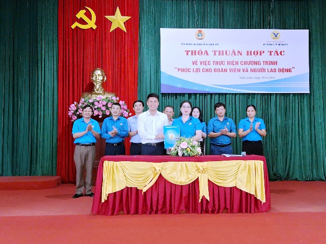 Ký kết thỏa thuận hợp tác giữa LĐLĐ thị xã Nghi Sơn và công ty TNHH Medlatec Thanh Hóa