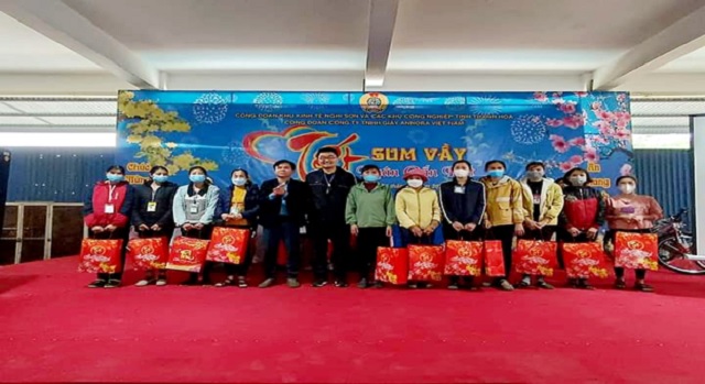 Công đoàn Công ty TNHH Giầy Annora Việt Nam tổ chức Chương trình “ Bốc thăm trúng thưởng Cho Công nhân lao động, nhân dịp tết sum vầy năm 2023.”