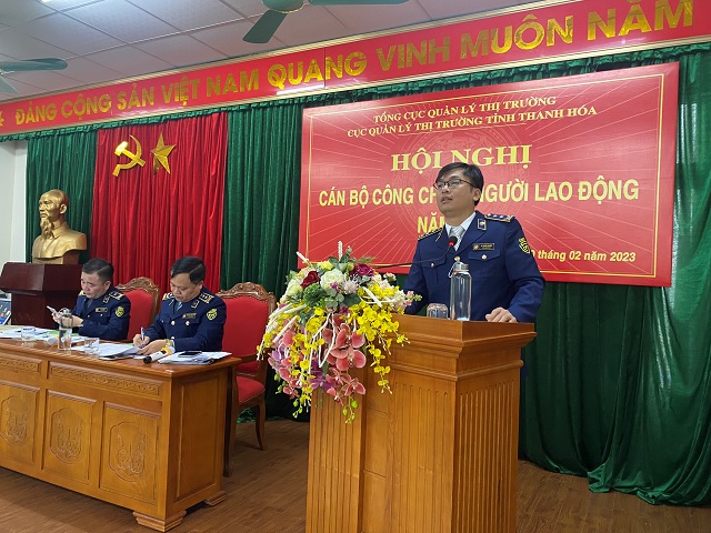 Công đoàn cơ quan Cục Quản lý Thị trường Thanh Hóa phối hợp với chuyên môn tổ chức Hội nghị cán bộ, công chức, người lao động năm 2023.