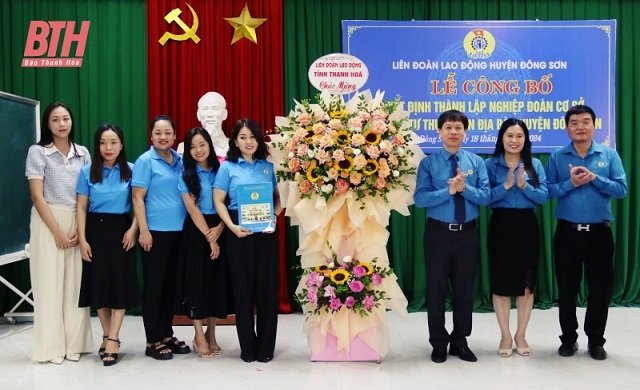 Nghiệp đoàn cơ sở mầm non tư thục trên địa bàn huyện Đông Sơn Công bố quyết định thành lập 2.jpg