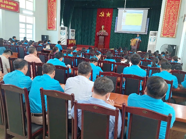 Liên đoàn Lao động thị xã Nghi Sơn phối hợp với với Ban tuyên giáo – Nữ công LĐLĐ tỉnh Thanh Hóa tổ chức hội nghị tập huấn nghiệp vụ công tác Công đoàn năm 2024.