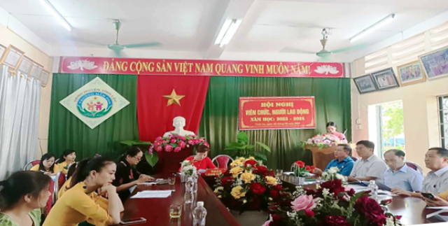 Công đoàn Trường Mầm non Vĩnh An phối hợp tổ chức Hội nghị VCNLĐ năm học 2023-2024