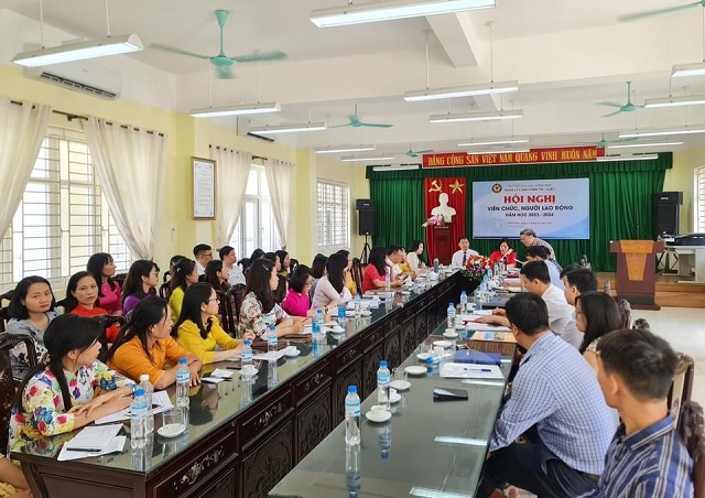 Các đơn vị trực thuộc Trường Đại học Hồng Đức tổ chức Hội nghị viên chức, người lao động năm học 2023 – 2024