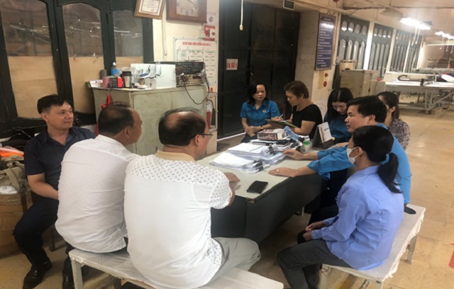 Công đoàn ngành Công Thương Thanh Hóa thăm và làm việc tại Công ty Cổ phần sản xuất Thương mại và Đầu tư Việt Thanh
