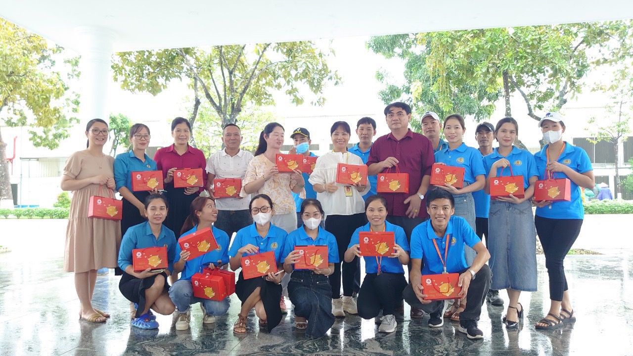 CNVCLĐ huyện Nông Cống tích cực học tập và làm theo tư tưởng, đạo đức, phong cách Hồ Chí Minh