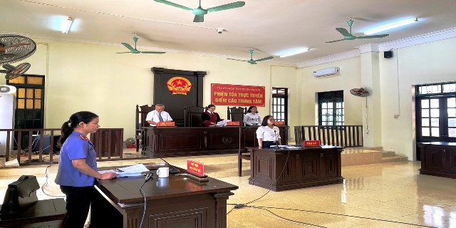 CBCC đoàn viên khối cơ quan hành chính thị xã Bỉm Sơn tích cực trong cải cách hành chính góp phần xây dựng nền hành chính trong sạch, chuyên nghiệp, hiện đại và tạo động lực thúc đẩy phát triển kinh tế - xã hội Thị xã.
