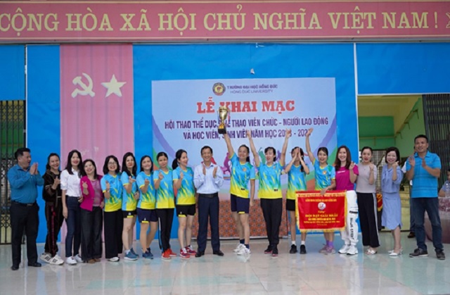 Chung kết giải Bóng chuyền hơi Nữ VC, NLĐ Trường Đại học Hồng Đức, năm học 2023 – 2024