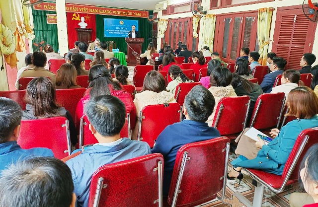 LĐLĐ huyện Như Xuân tổ chức Hội nghị triển khai Kế hoạch chăm lo cho đoàn viên, CNVCLĐ trong dịp Tết Nguyên đán Giáp Thìn 2024 và thông tin nhanh kết quả Đại hội Công đoàn Việt Nam lần thứ XIII.