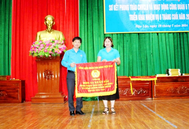  Công đoàn Trường Mầm Non Hưng Lộc - Điểm sáng phong trào thi đua yêu nước