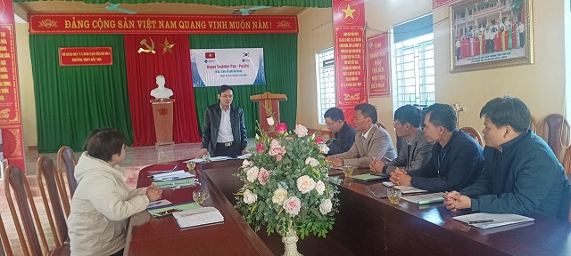 Công đoàn ngành Giáo dục Thanh Hoá làm việc và khảo sát thực hiện Chương trình “Chia khó” năm học 2023-2024 tại Ngọc Lặc, Thường Xuân