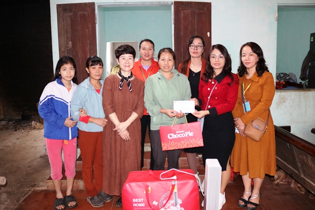Công đoàn Công ty TNHH Giầy Aleron Việt Nam thăm hỏi các gia đình Công nhân lao động có hoàn cảnh đặc biệt khó khăn