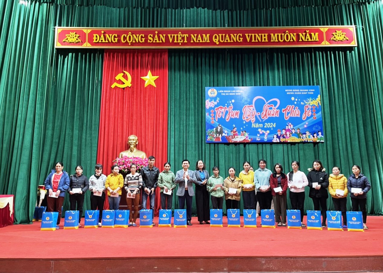 Liên đoàn Lao động Thị xã Nghi Sơn tổ chức “Tết sum vầy - Xuân chia sẻ” năm 2024