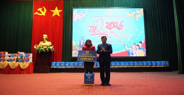 LĐLĐ huyện Như Thanh tổ chức tết sum vầy - Xuân chia sẻ năm 2024