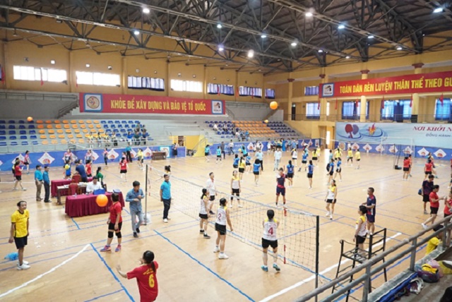 Sôi nổi các hoạt động thể thao cơ sở hướng tới Hội thao CNVCLĐ chào mừng kỷ niệm 95 năm Ngày thành lập Công đoàn Việt Nam  1.jpg