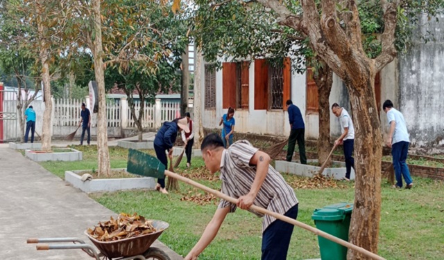 Công đoàn cơ sở xã Thanh Hoà (Như Xuân) với mô hình dân vận khéo “Xây dựng khuôn viên cơ quan xanh - sạch - đẹp” 2.jpg