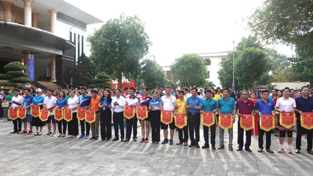 Liên đoàn Lao động huyện Như Thanh khai mạc Hội thao kỷ niệm 95 năm Ngày thành lập Công đoàn Việt nam 2.jpg