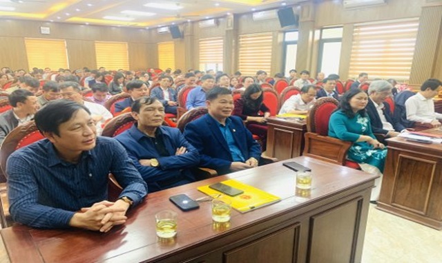 Hội nghị cán bộ, công chức, viên chức, người lao động Cơ quan UBND huyện tổng kết công tác năm 2023 và triển khai nhiệm vụ năm 2024.