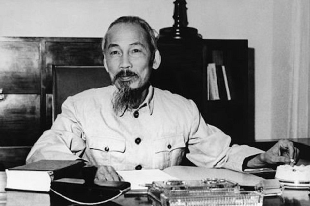 Cuộc đời và sự nghiệp cách mạng vẻ vang của Chủ tịch Hồ Chí Minh