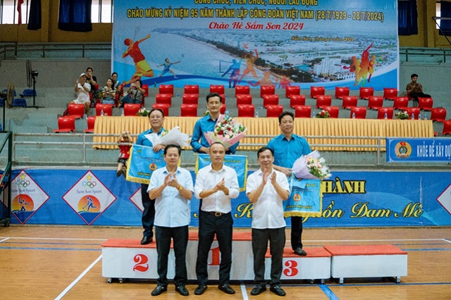 Sôi nổi Hội thao công chức, viên chức, người lao động thành phố Sầm Sơn chào mừng kỷ niệm 95 năm thành lập Công đoàn Việt Nam 2.jpg