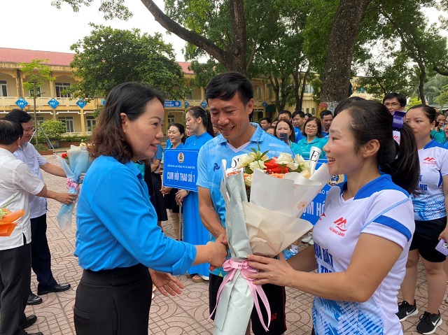 Liên đoàn Lao động Thị xã Nghi Sơn tổ chức thành công Hội thao chào mừng kỷ niệm 95 năm Ngày thành lập Công đoàn Việt Nam