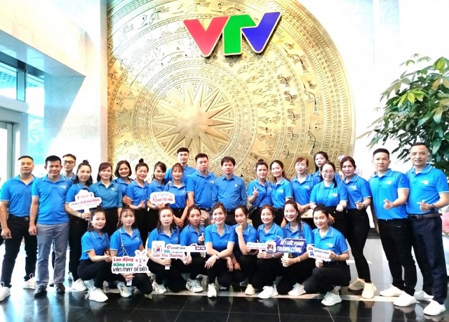 Công nhân lao động tỉnh Thanh Hoá tham gia chương trình "Giờ thứ 9"