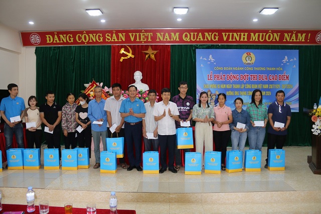 Công đoàn đoàn ngành Công Thương Thanh Hóa tổ chức Lễ phát động đợt thi đua cao điểm chào mừng 95 năm ngày thành lập Công đoàn Việt Nam (29/7/1929-29/7/2024) và triển khai Kế hoạch hưởng ứng “Tháng Công nhân” năm 2024.