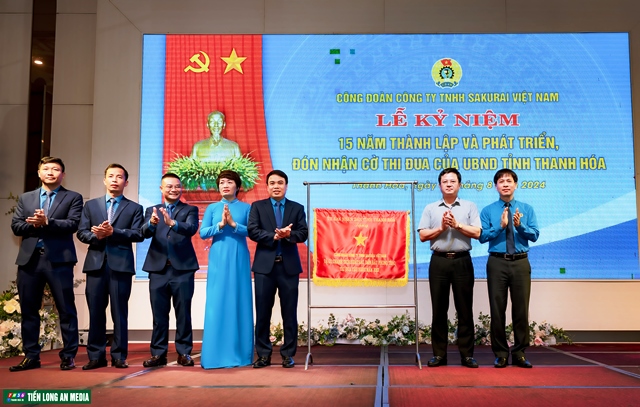 Công đoàn Công ty TNHH Sakurai Việt Nam kỷ niệm 15 năm thành lập và phát triển, đón nhận Cờ thi đua của UBND tỉnh, tặng quà cho 12.600 đoàn viên, CNLĐ