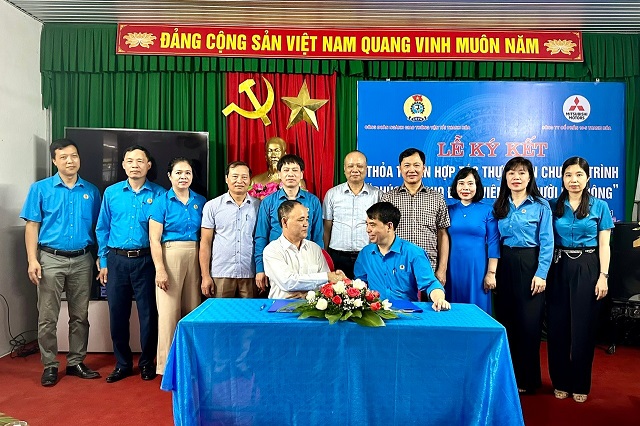 Công đoàn ngành Giao thông Vận tải Thanh Hóa và Công ty CP 19 – 5 Thanh Hóa ký kết thoa thuận hợp tác