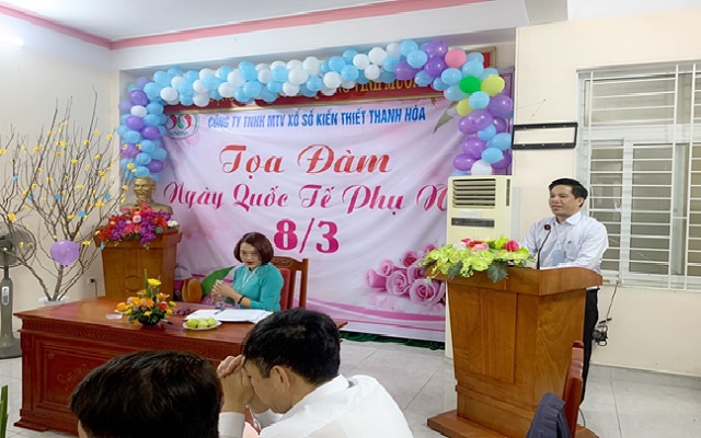 Ban nữ công Công ty TNHH Một thành viên Xổ số kiến thiết Thanh Hóa tổ chức tọa đàm kỷ niệm 113 năm Ngày Quốc tế phụ nữ 8/3
