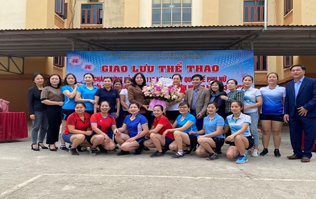 Giao lưu thể thao chào mừng Kỷ niệm 113 năm ngày Quốc tế Phụ nữ 8/3 và Đại hội Công đoàn cơ quan UBND huyện.