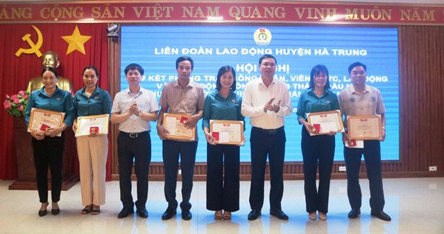 KHEN THƯỞNG KỶ NIỆM CHƯƠNG 2024.jpg