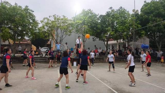 Các cấp Công đoàn huyện Nga Sơn tham gia xây dựng xây dựng cơ quan, đơn vị, doanh nghiệp đạt chuẩn văn hóa.