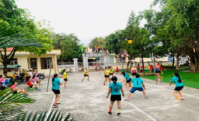 Giải pháp nâng cao hiệu quả hoạt động của Ban nữ công quần chúng tại Công đoàn cơ sở trên địa bàn huyện
