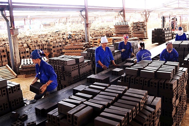 Vai trò của người phụ nữ Việt Nam truyền thống trong cuộc sống hiện đại