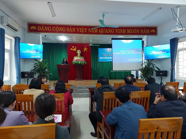 Liên đoàn Lao động huyện Hà Trung tổ chức tập huấn nghiệp vụ cho cán bộ công đoàn năm 2024.