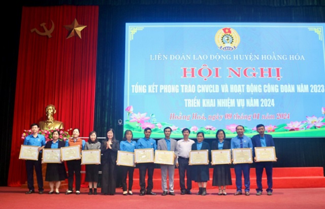 Liên đoàn Lao động huyện Hoằng Hóa tổ chức Hội nghị tổng kết phong trào CNVCLĐ và hoạt động công đoàn năm 2023, triển khai phương hướng, nhiệm vụ hoạt động năm 2024