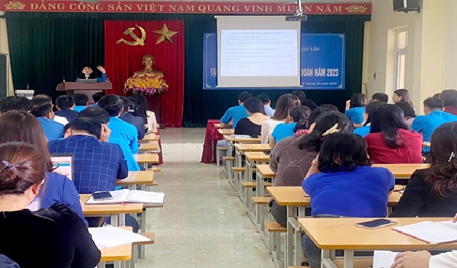 Liên đoàn Lao động huyện Hậu Lộc tổ chức Hội nghị tập huấn nghiệp vụ công tác Công đoàn năm 2023