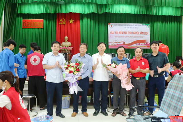 Đoàn viên, CNVCLĐ huyện Hoằng Hóa tích cực tham gia hiến máu tình nguyện năm 2024