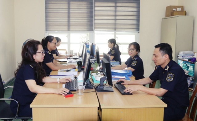 Phát huy vai trò các cấp công đoàn viên chức tỉnh trong tham gia cải cách hành chính