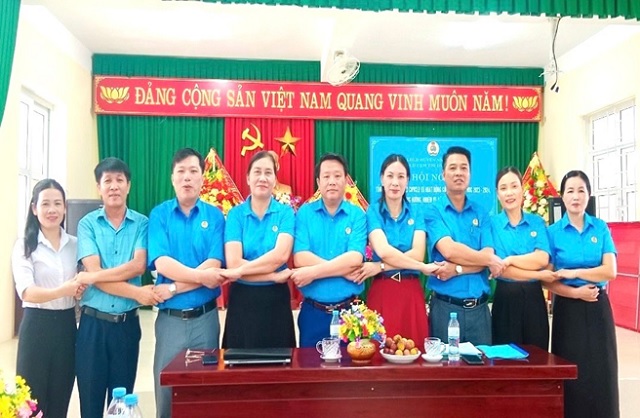 Như Xuân: Đẩy mạnh xây dựng cơ quan, đơn vị, doanh nghiệp đạt chuẩn văn hóa
