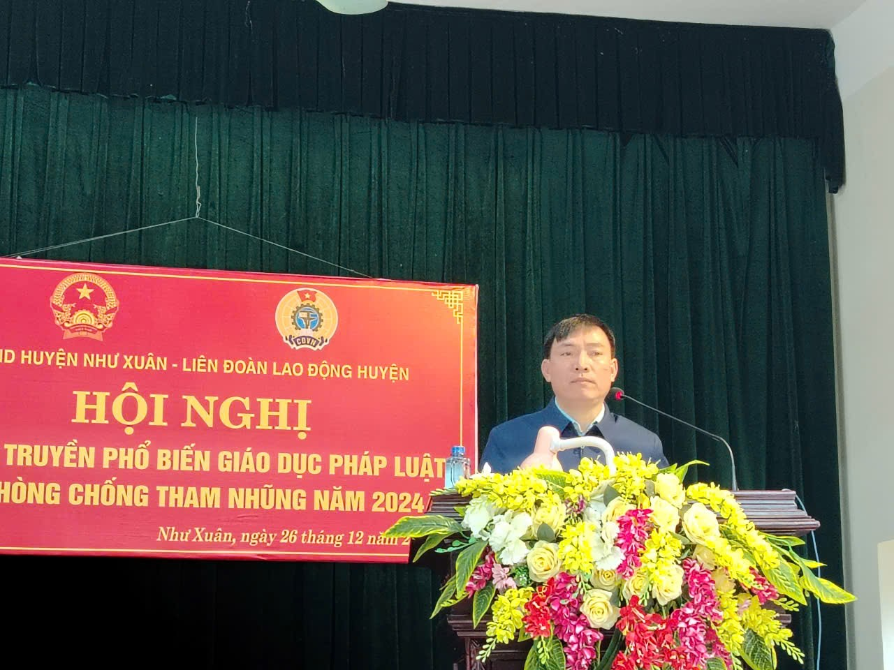 Liên đoàn Lao động huyện phối hợp UBND huyện Như Xuân tuyên truyền văn bản pháp luật 3.png