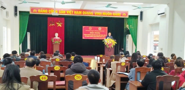 Liên đoàn Lao động huyện phối hợp UBND huyện Như Xuân tuyên truyền văn bản pháp luật