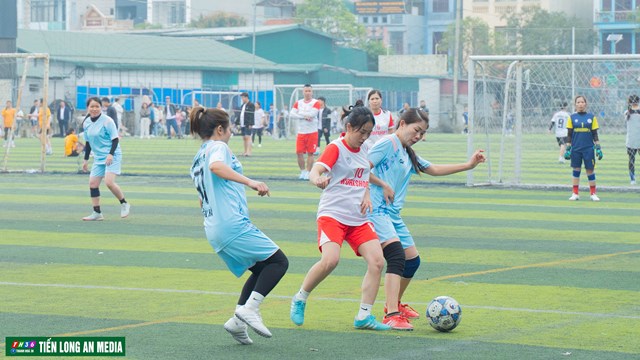 Công đoàn Sakurai tổ chức khai mạc giải bóng đá Nam - Nữ trong CNLĐ lần thứ 7, năm 2025_jpg2.jpg