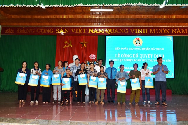 Thành lập nghiệp đoàn Tiểu thương chợ Lèn