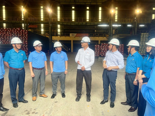 Công đoàn Khu kinh tế Nghi Sơn và các Khu công nghiệp tỉnh Thanh Hóa (CĐ KKTNS &amp; CKCN) tiếp đón Đoàn cán bộ Trung ương Liên hiệp Công đoàn Lào