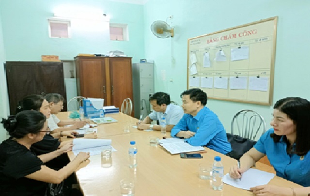 Công đoàn ngành Công Thương Thanh Hóa tổ chức triển khai kế hoạch khảo sát, tuyên truyền, vận động thành lập Nghiệp đoàn tiểu thương chợ Tây Thành