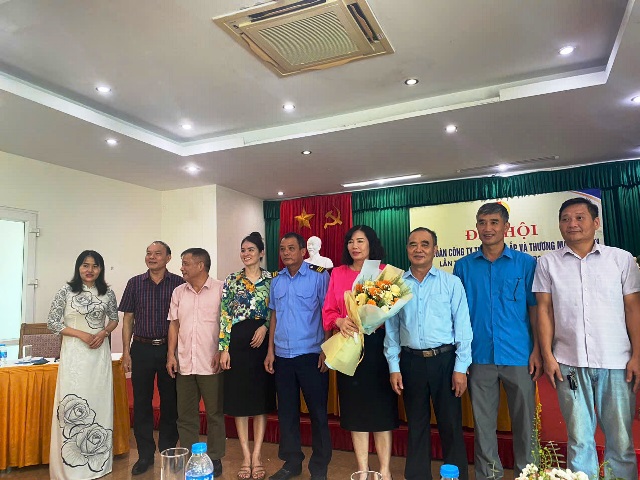 Đại hội lần thứ nhất Công đoàn Công ty TNHH xây lắp và thương mại Hà Linh.