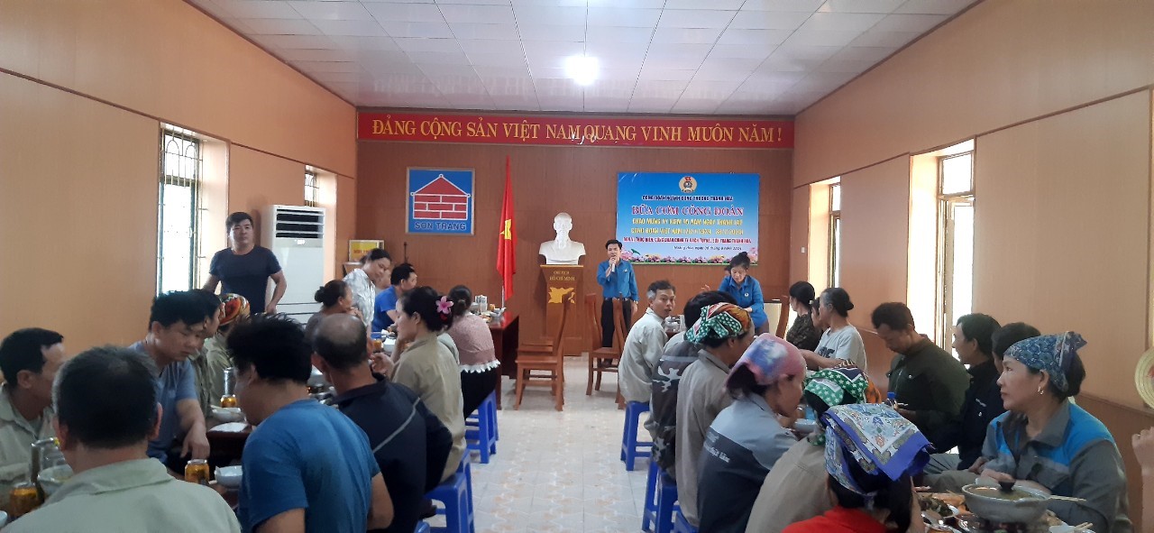 Công đoàn Công ty cổ phần gạch Tuy nen Sơn Trang điểm tựa vững chắc cho đoàn viên và người lao động.