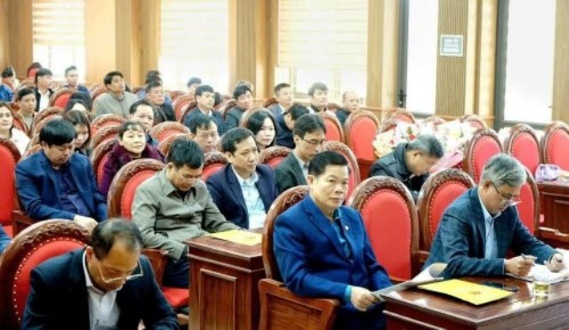 Cơ quan UBND huyện Triệu Sơn tổ chức Hội nghị cán bộ, công chức, người lao động và Tổng kết công tác năm 2024, triển khai nhiệm vụ năm 2025.