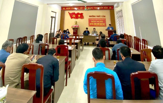 Giải pháp nâng cao chất lượng tham gia thực hiện Luật dân chủ cơ sở ở các cơ quan, đơn vị, Doanh nghiệp trên địa bàn thị xã Nghi Sơn.